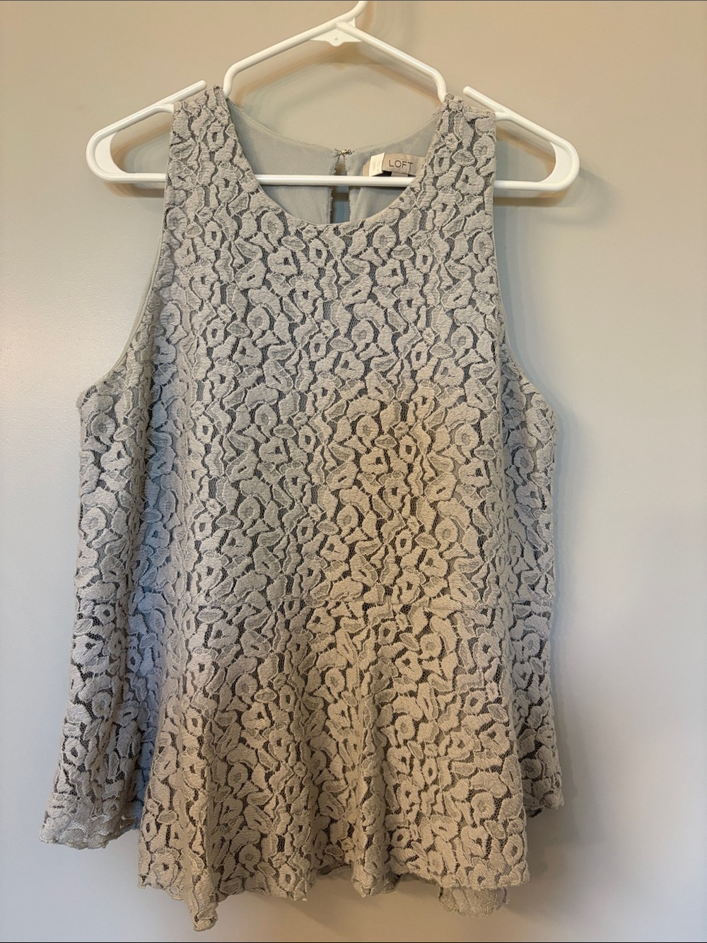 LOFT Light Gray Floral Lace Sleeveless Peplum Blouse, Size L